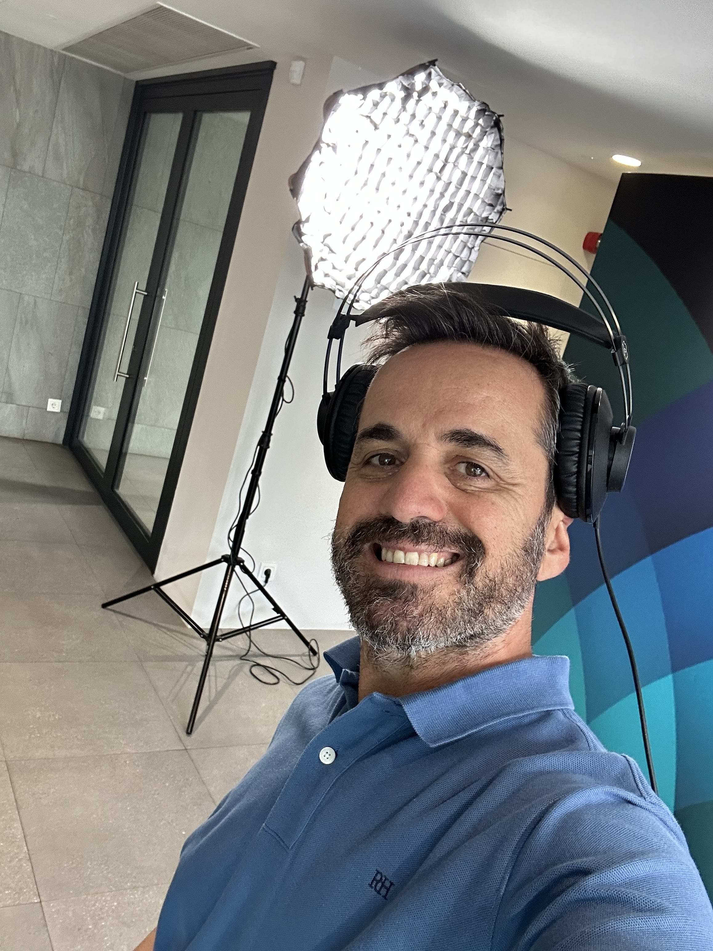 Jonathan Castilla en sesión de grabación